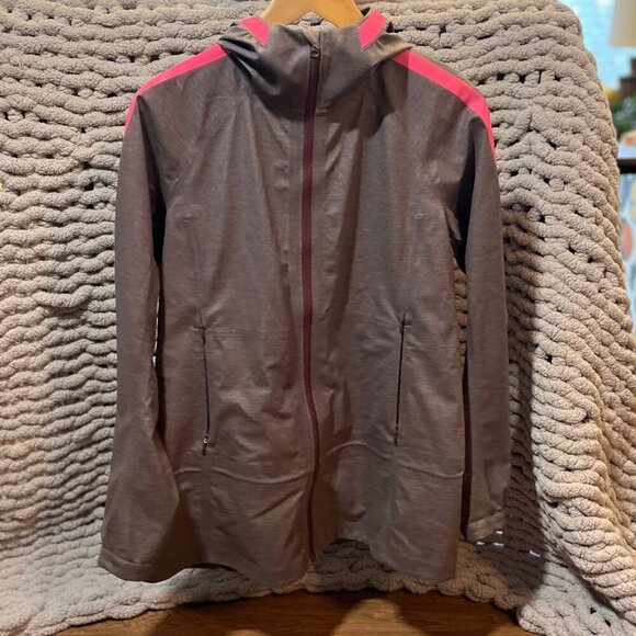 Lululemon The Drizz Lightweight Rain Jacket in Black Cherry Size 4 - Picture 5 of 16